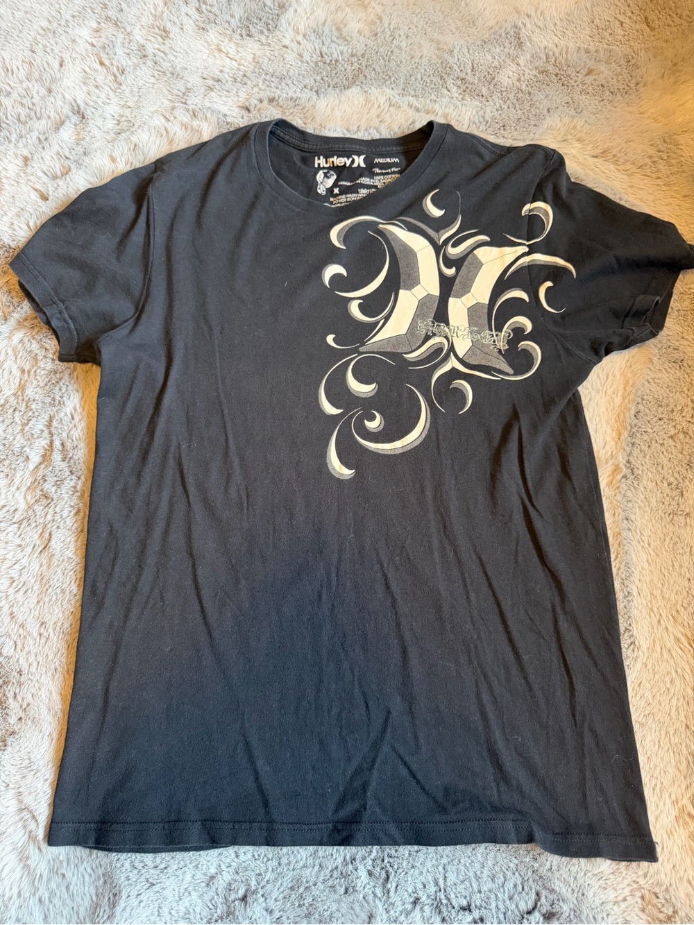 Hurley Black Tee with Cream Printed Label